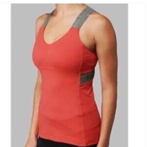 Lululemon Push  Your Limits Poncho Coral